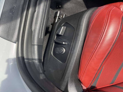 2023 Kia K5