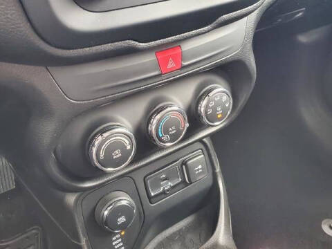 2017 Jeep Renegade Altitude