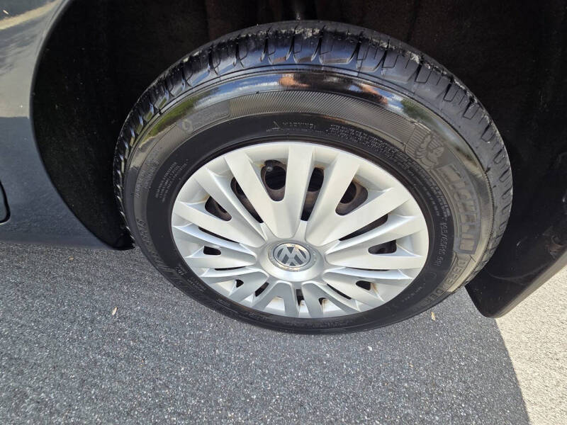 2011 Volkswagen Golf 2.5L PZEV
