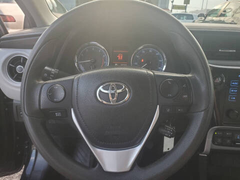 2017 Toyota Corolla LE