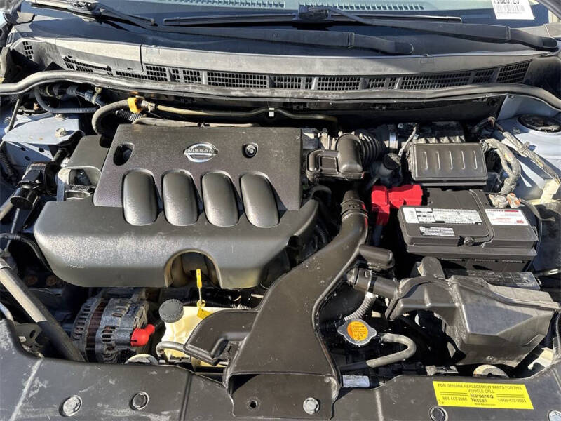 2011 Nissan Versa 1.8 S