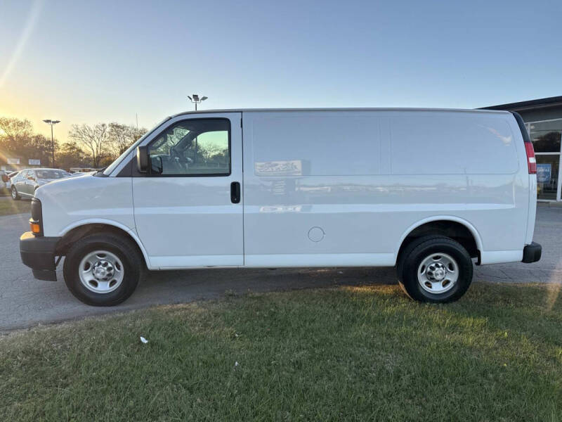 2017 Chevrolet Express 2500