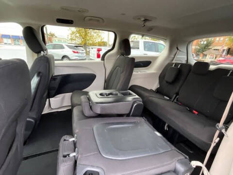 2017 Chrysler Pacifica LX