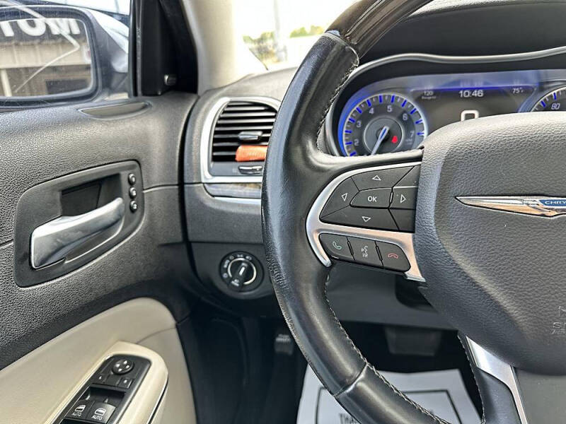 2016 Chrysler 300 C