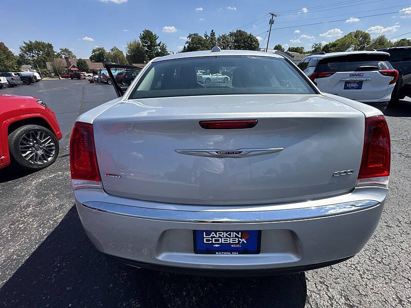 2019 Chrysler 300 Limited