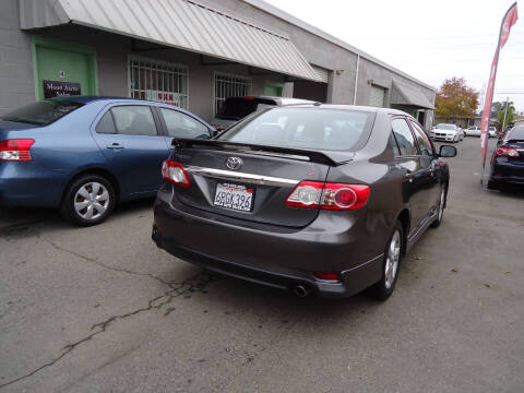 2011 Toyota Corolla S