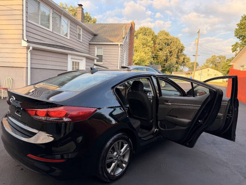 2018 Hyundai Elantra SEL