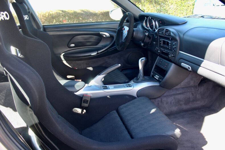 2004 Porsche 911