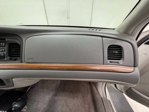 1997 Ford Crown Victoria LX