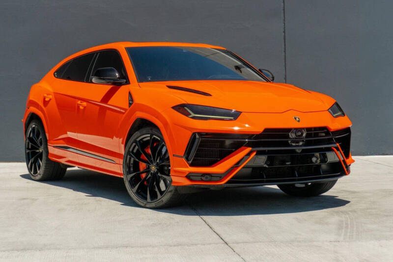 2023 Lamborghini Urus S