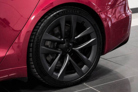 2021 Tesla Model S Plaid