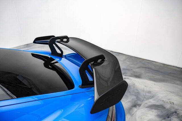 2024 Porsche 718 Cayman GT4 RS