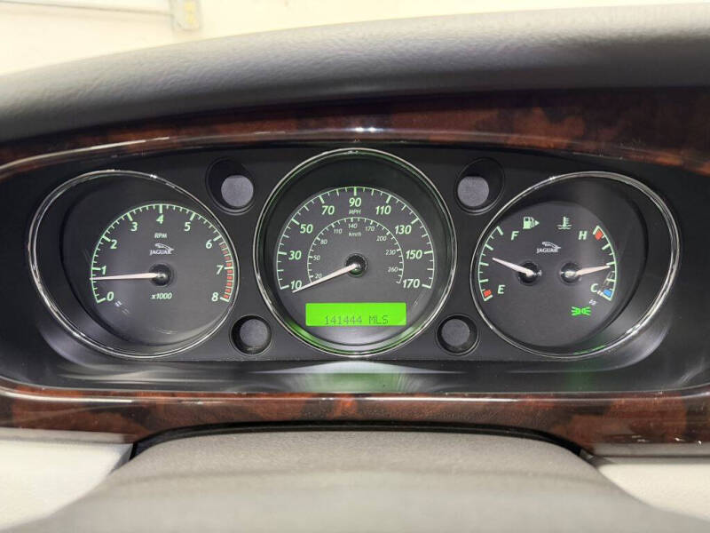 2004 Jaguar XJ-Series XJ8