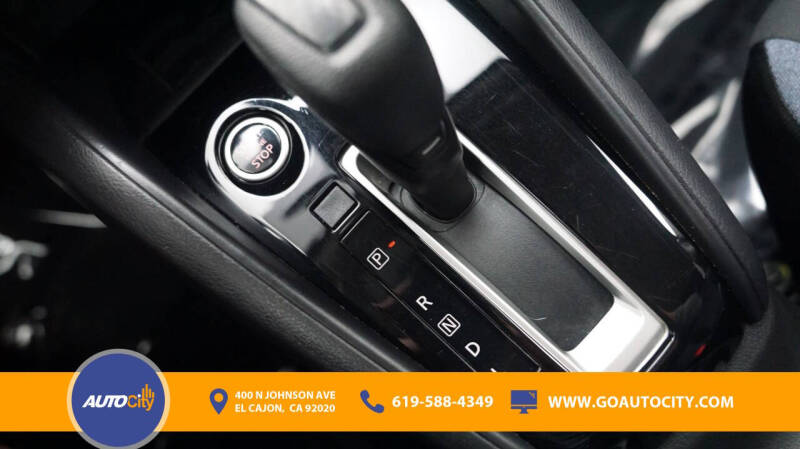 2023 Nissan Versa SV