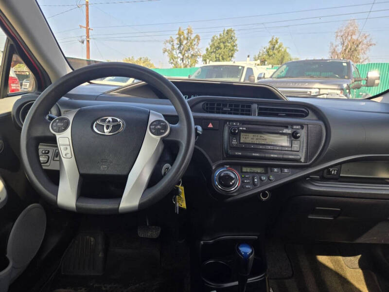 2014 Toyota Prius c One