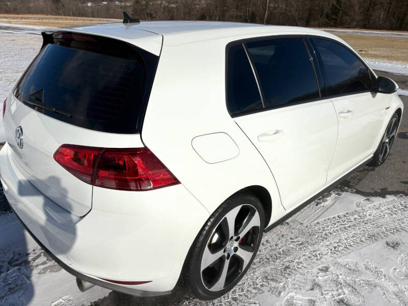 2017 Volkswagen Golf GTI SE