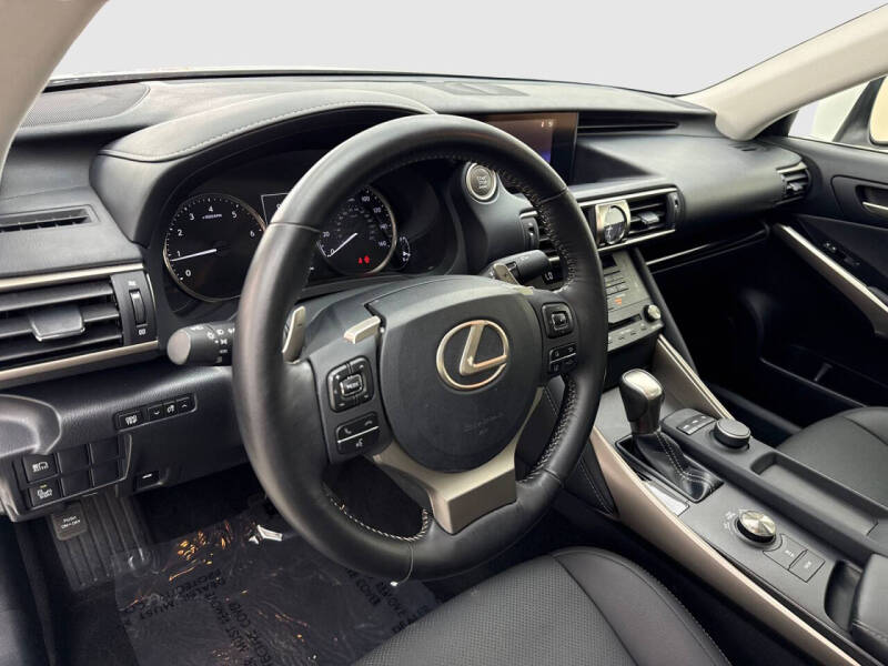 2019 Lexus IS 300