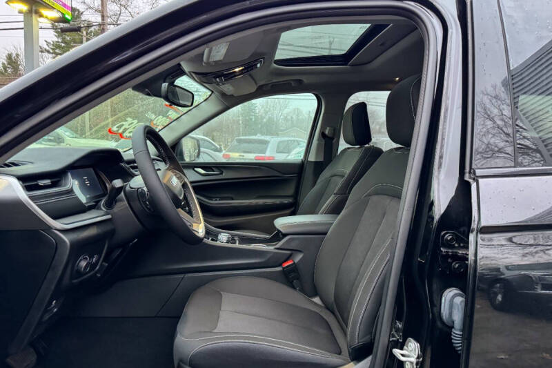 2024 Jeep Grand Cherokee L Laredo X