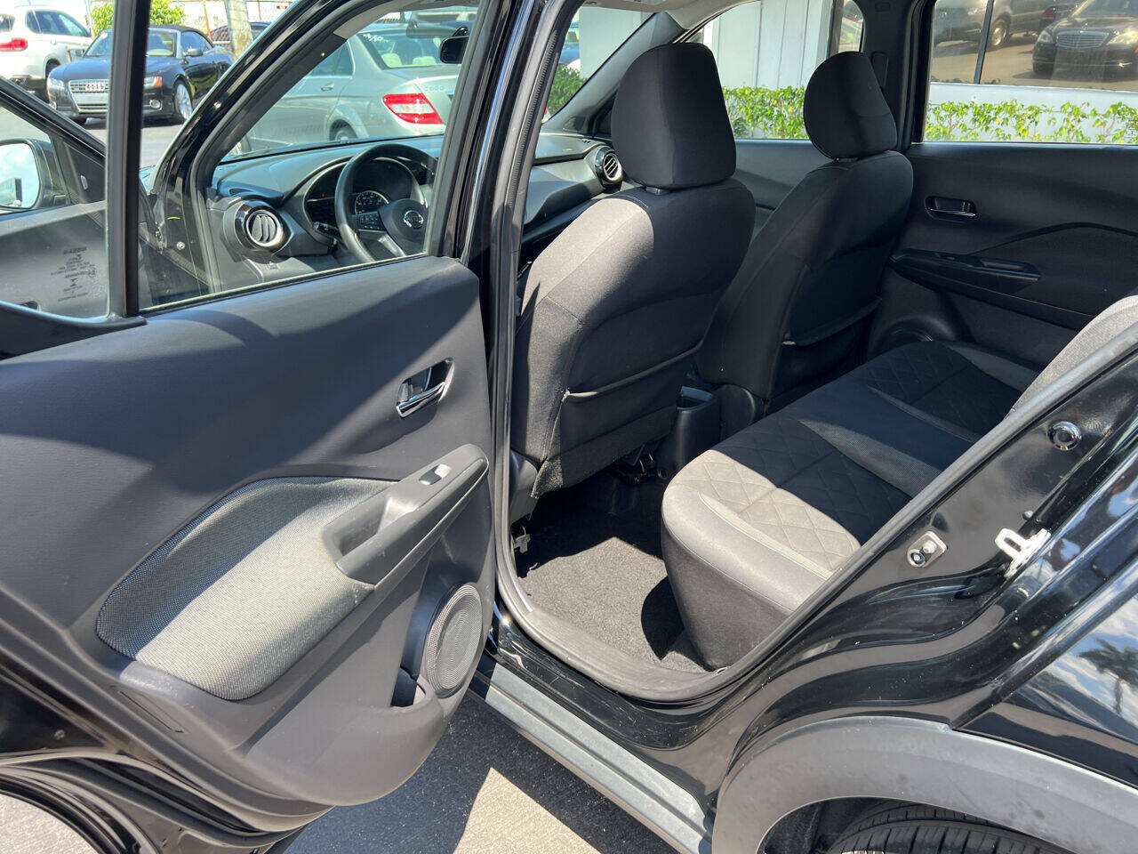 2019 Nissan Kicks Wagon - $16,900