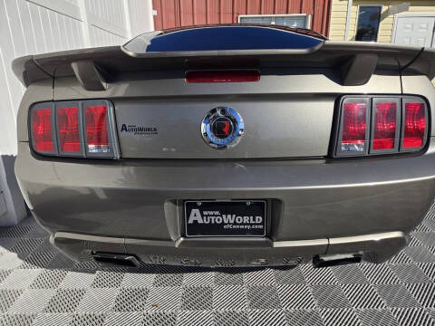 2005 Ford Mustang GT Premium