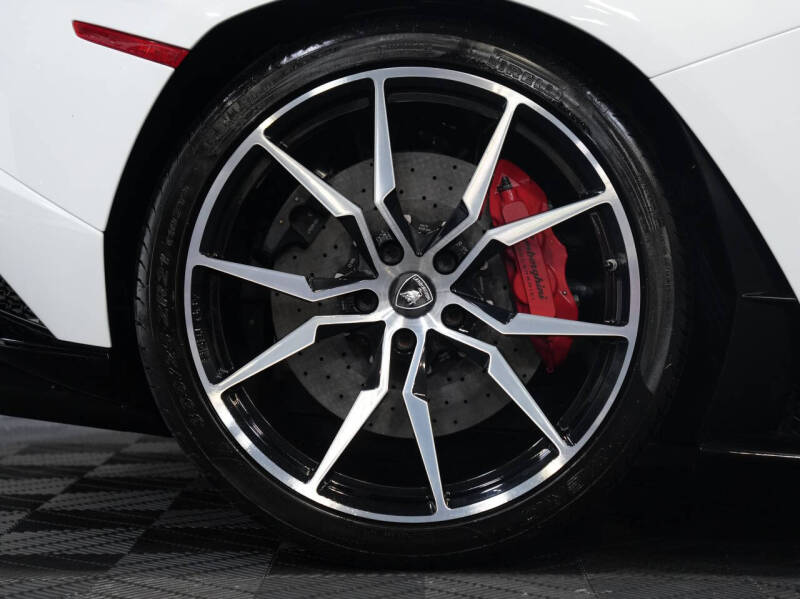 2018 Lamborghini Aventador LP 740-4 S