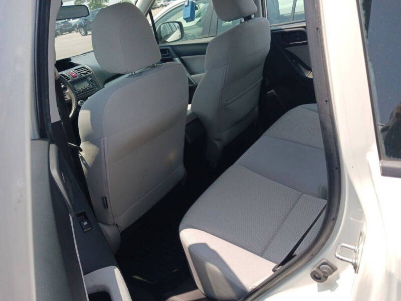 2014 Subaru Forester 2.5i
