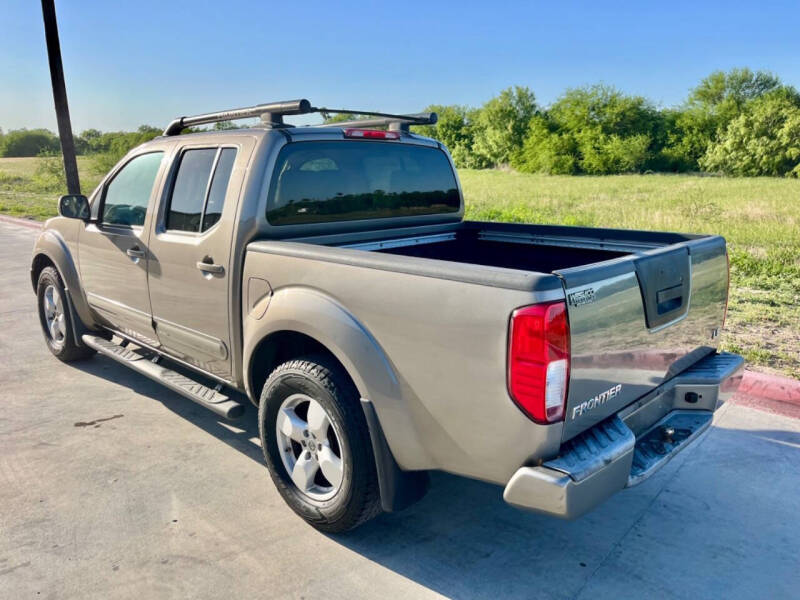 2005 Nissan Frontier SE