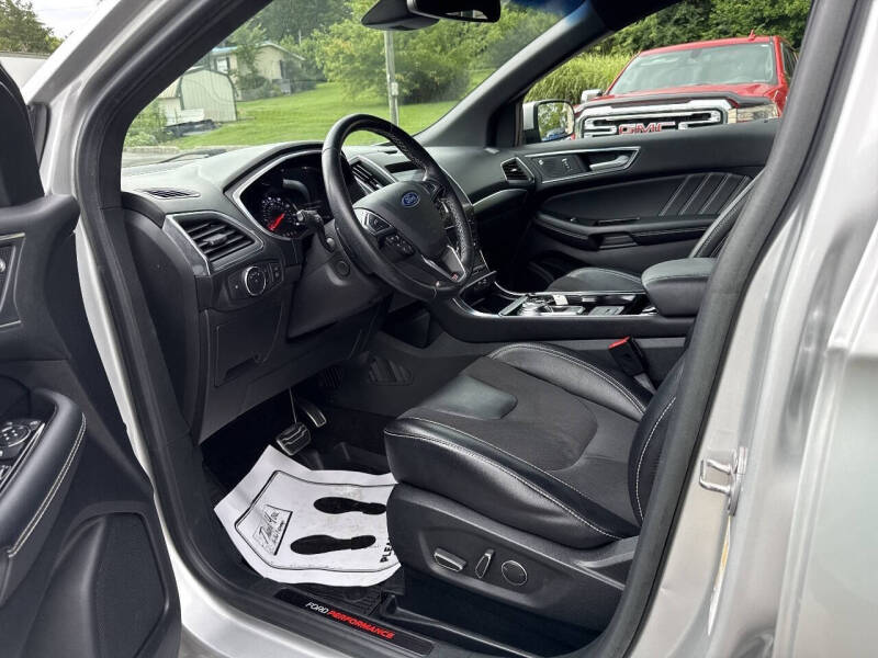 2019 Ford Edge ST