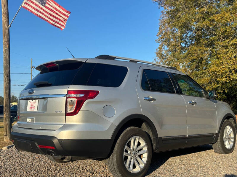 2014 Ford Explorer XLT photo 7