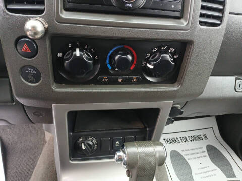 2012 Nissan Pathfinder SV