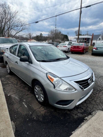 2015 Nissan Versa 1.6 S Plus