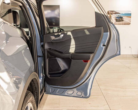 2024 Ford Escape Platinum