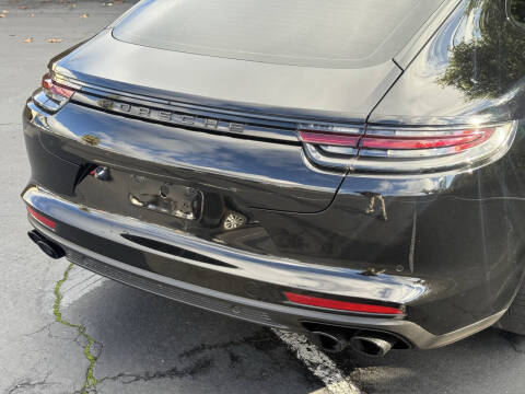 2017 Porsche Panamera 4S