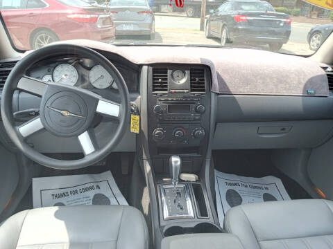 2005 Chrysler 300