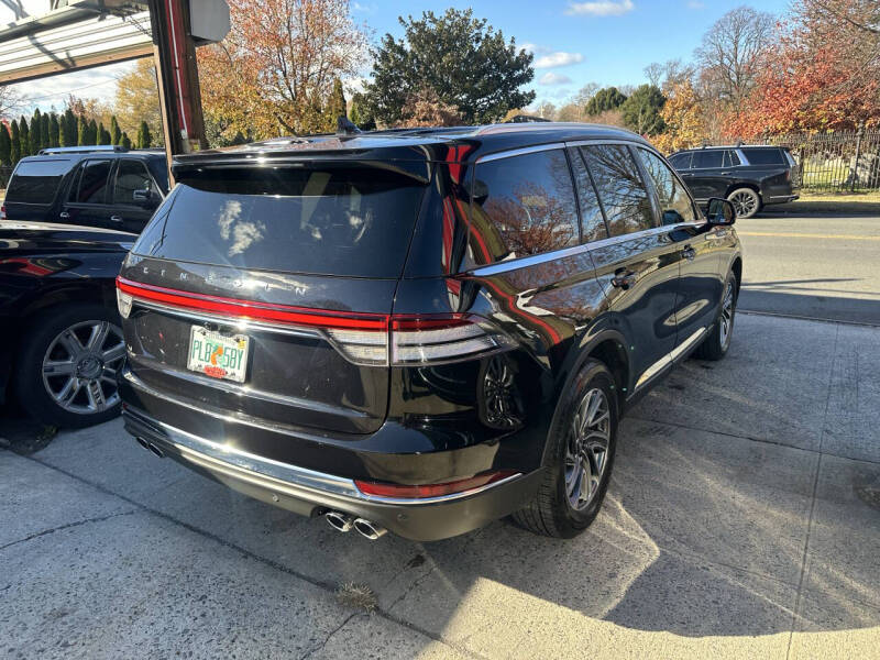 2023 Lincoln Aviator Livery