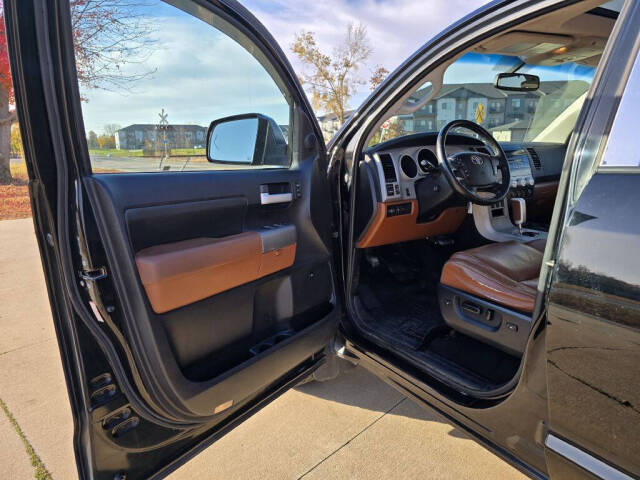 2007 Toyota Tundra for sale at Bigfoot Auto in Hiawatha, IA