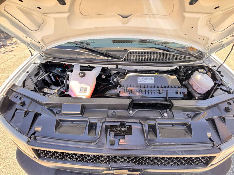 2023 Chevrolet Express 2500