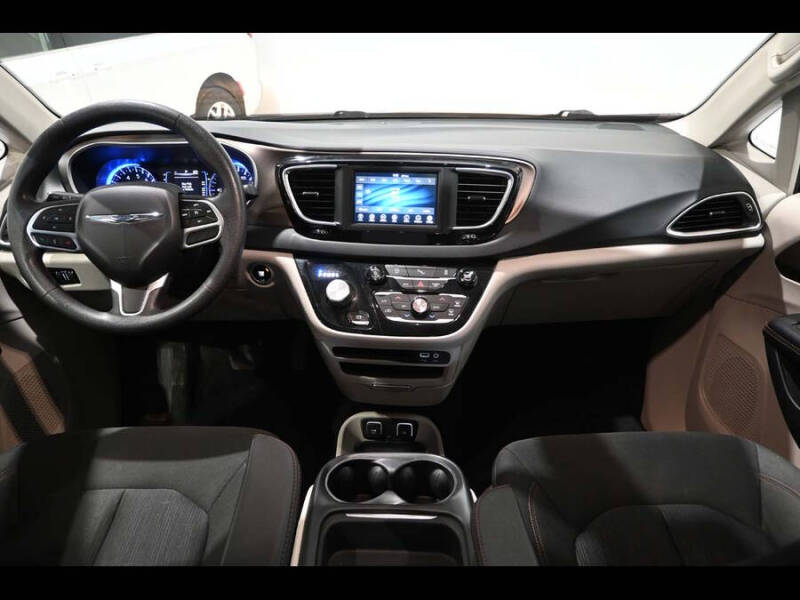 2018 Chrysler Pacifica Touring Plus