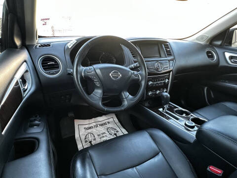 2014 Nissan Pathfinder SL