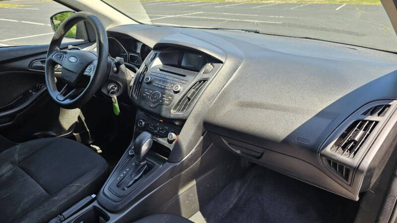 2016 Ford Focus S