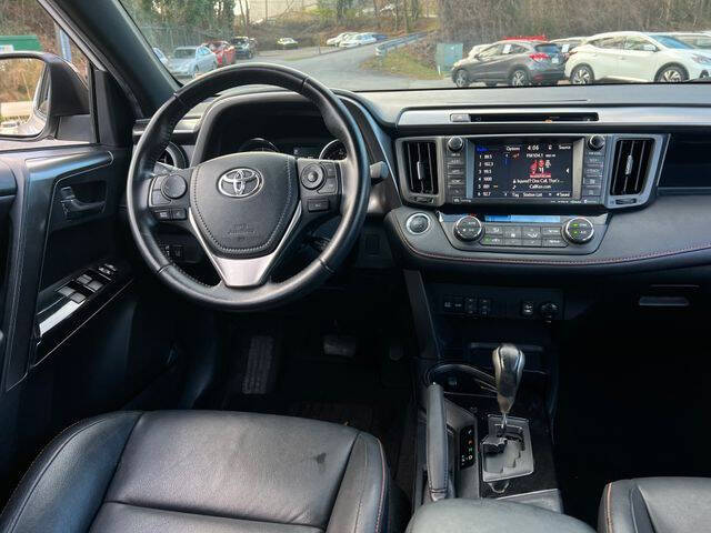2016 Toyota RAV4 SE