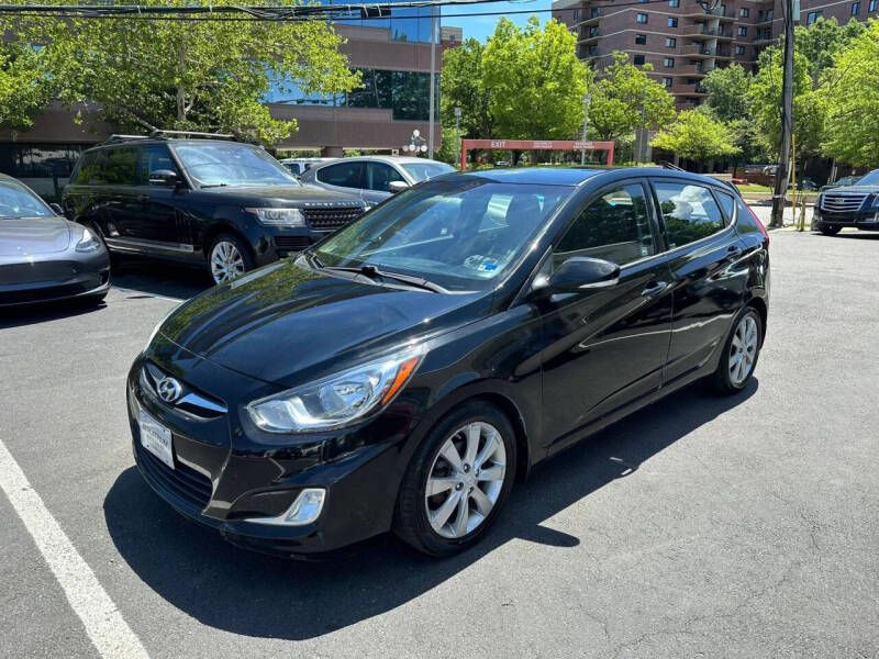 2013 Hyundai Accent SE