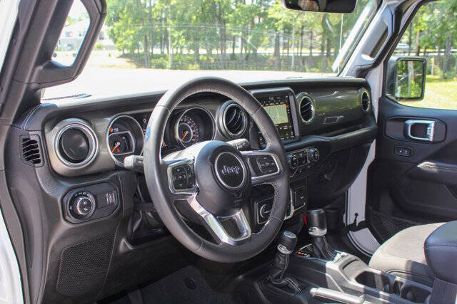 2023 Jeep Gladiator Overland