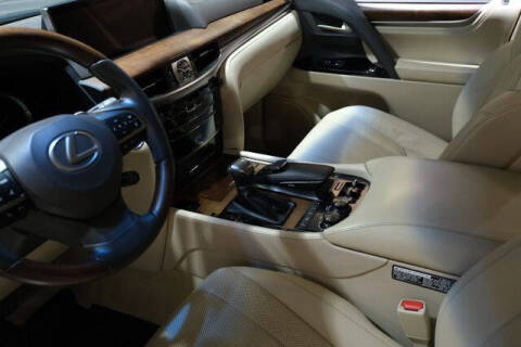 2018 Lexus LX 570 Three-Row