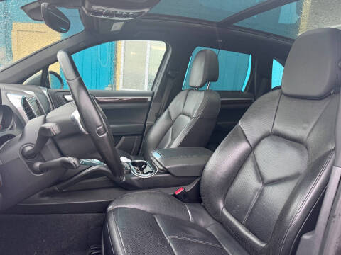 2013 Porsche Cayenne S