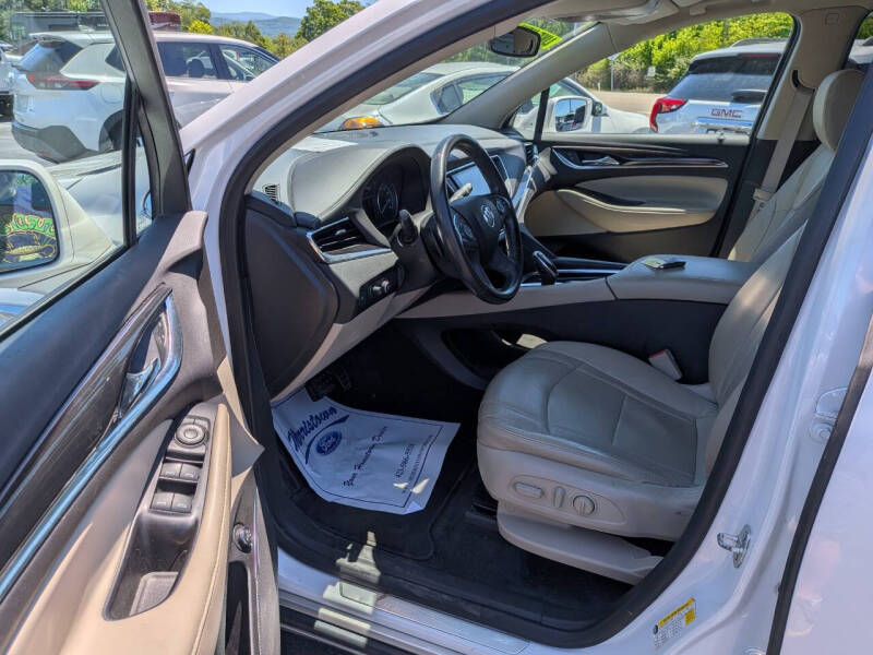 2019 Buick Enclave Essence