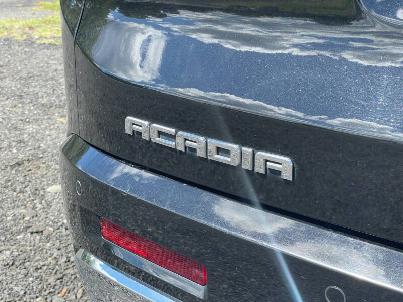 2018 GMC Acadia Denali