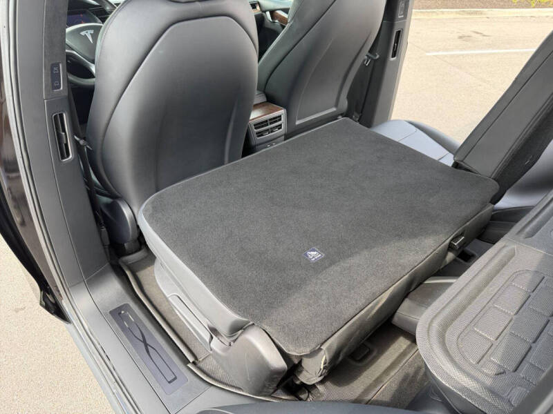 2020 Tesla Model X Long Range