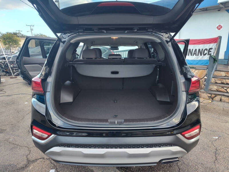 2020 Hyundai Santa Fe SE