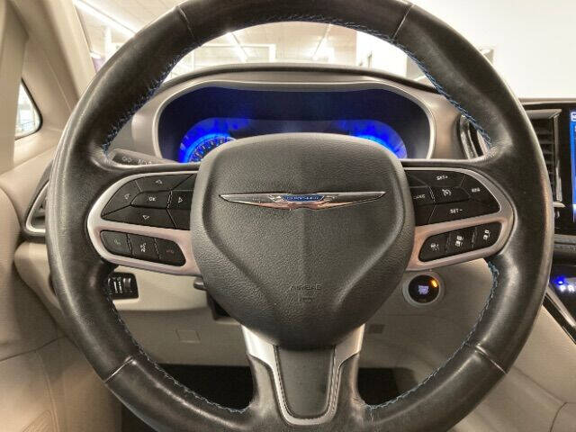 2021 Chrysler Pacifica Touring L